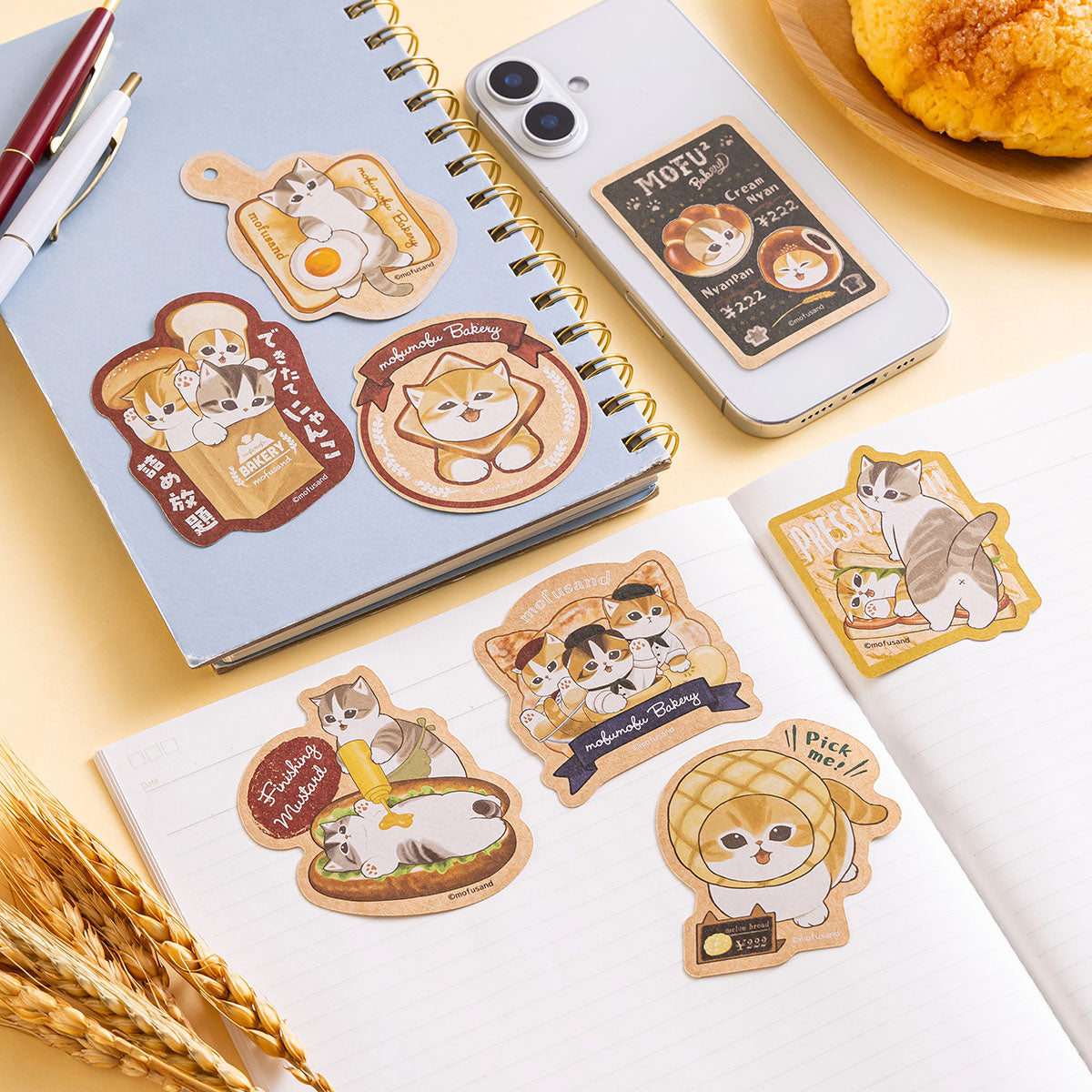 mofusand もふもふベーカリー スマホに貼れるサイズのステッカー(プレス！！)