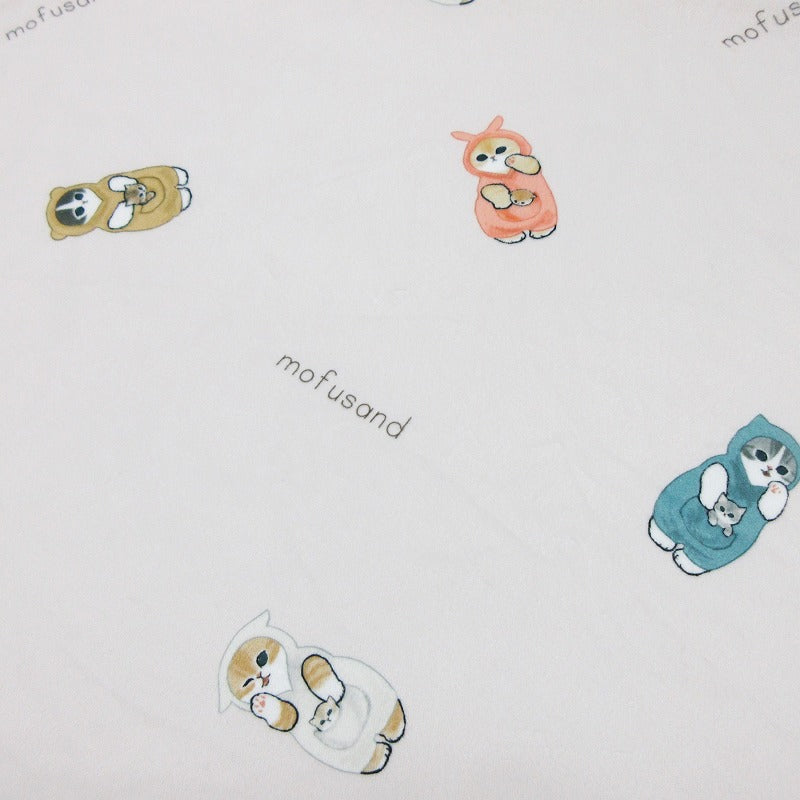 mofusand ポーチ付きブランケット(ゆるにゃん)