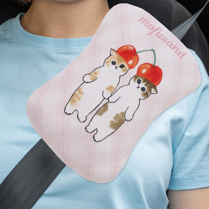 mofusand Seat belt cushion (cherries)