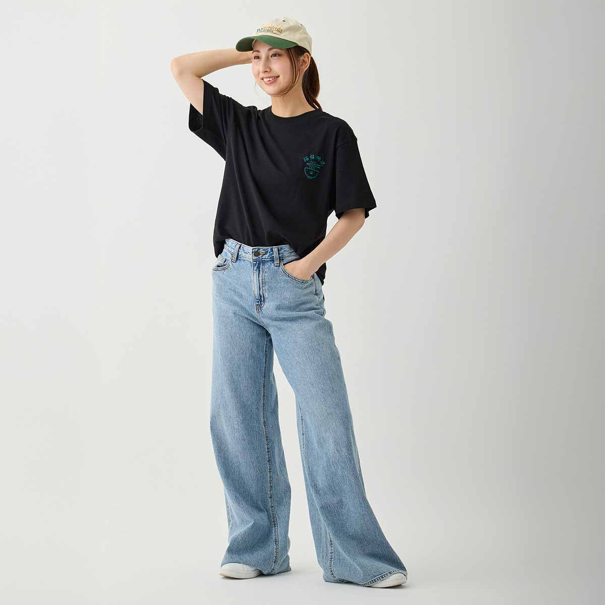 mofusand Chinese-style T-Shirt Ramen Black