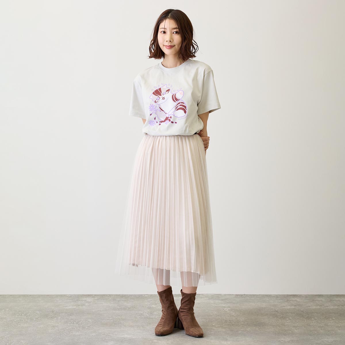 mofusand なにもわるくにゃい Tシャツ 花瓶だいすきにゃん グレー