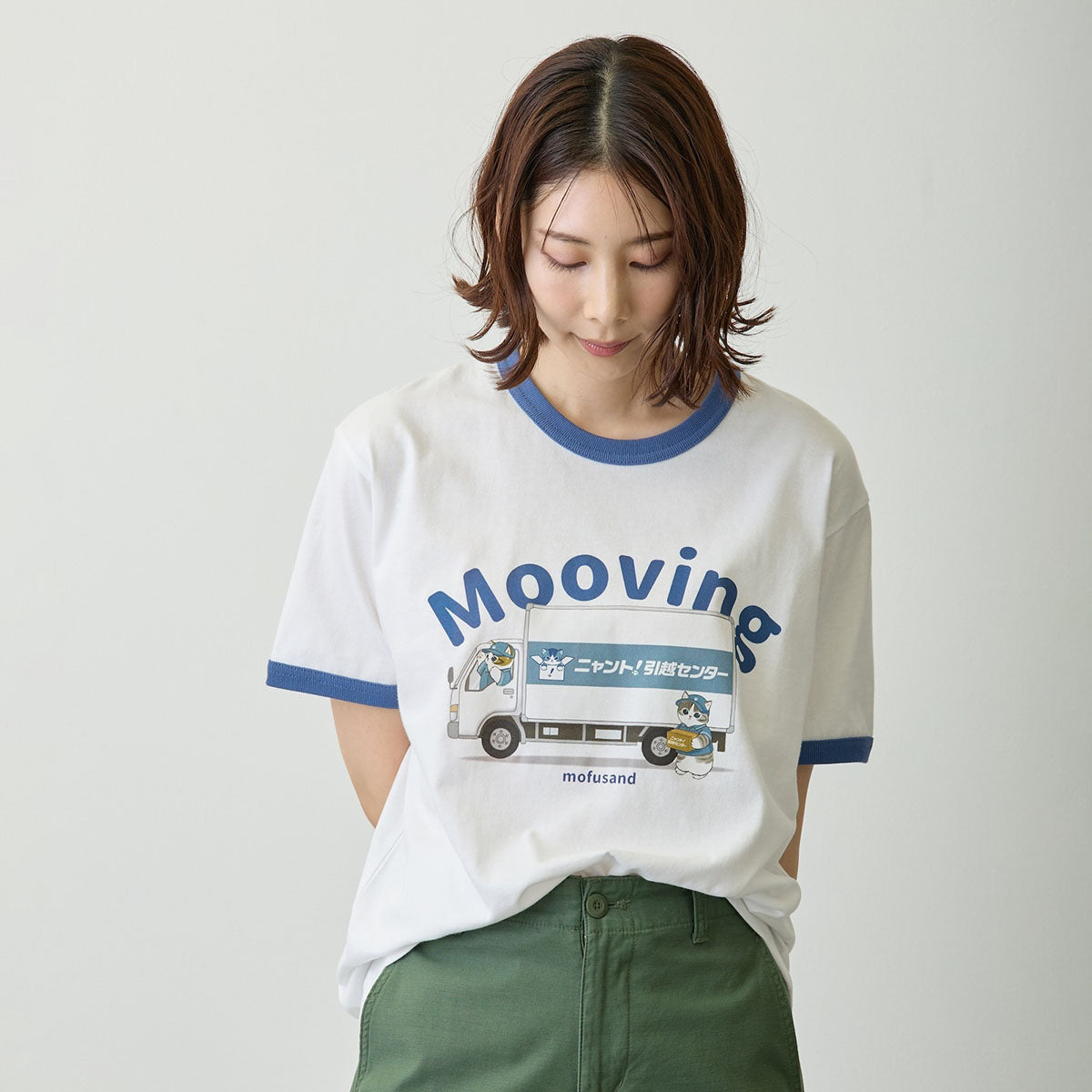 mofusand ニャント！引越センター Tシャツ Mooving ホワイト
