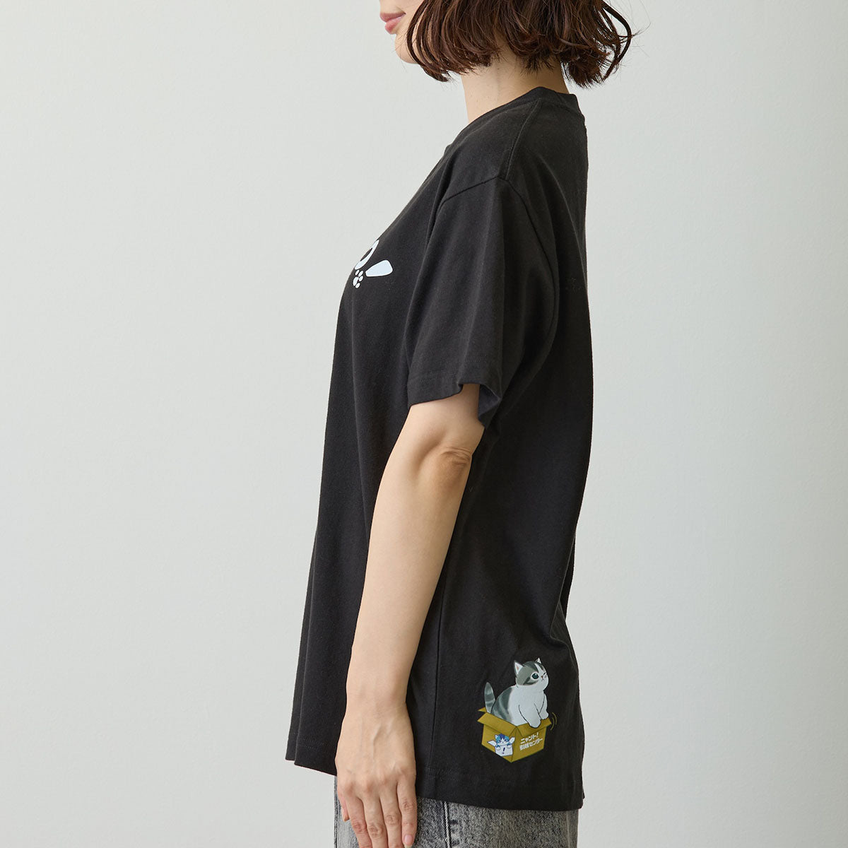 mofusand 喵托！搬家服務 T恤 Nyanto! 黑色