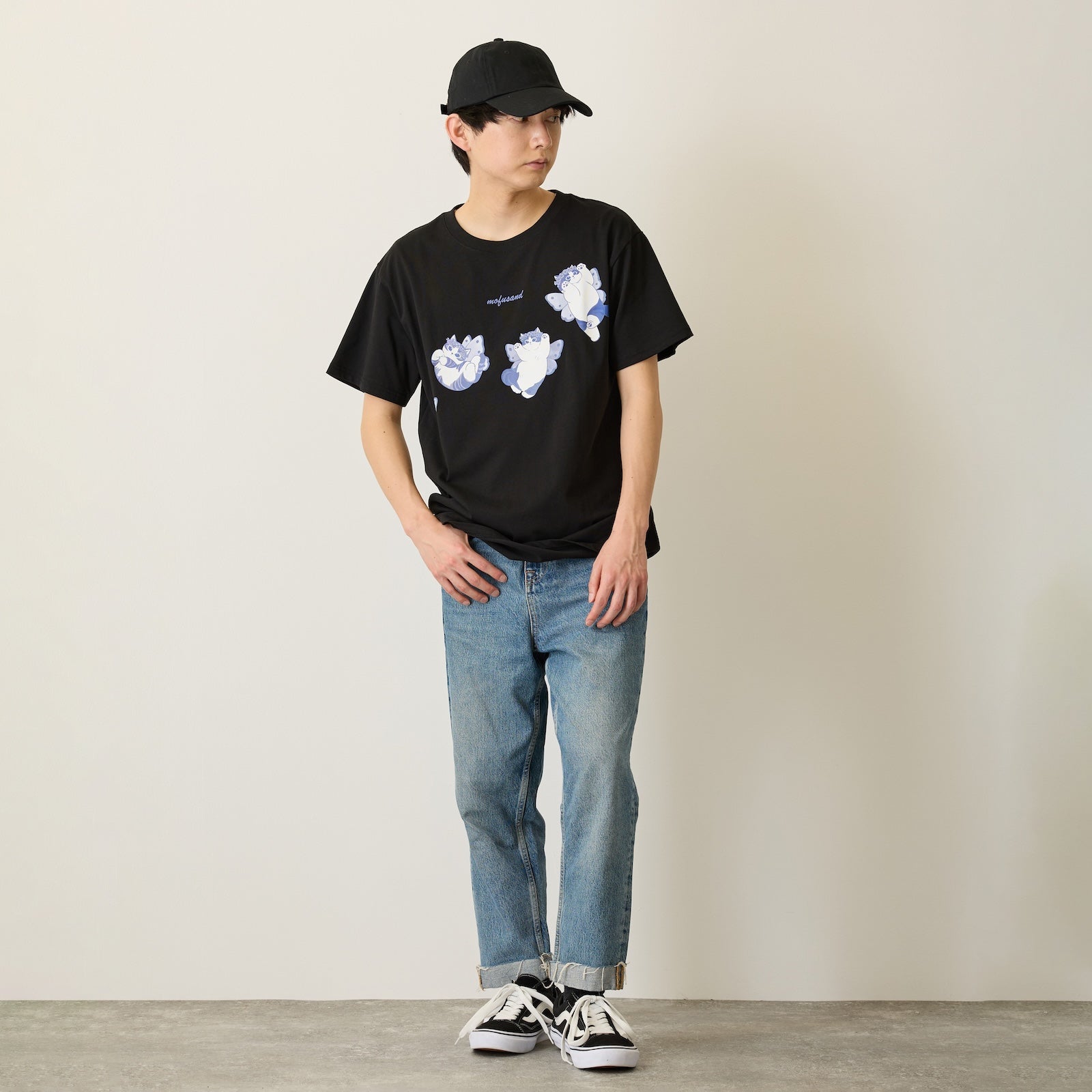 モフモフ mofusand ちょうちょにゃん Tシャツ いろはねにゃん ブラック