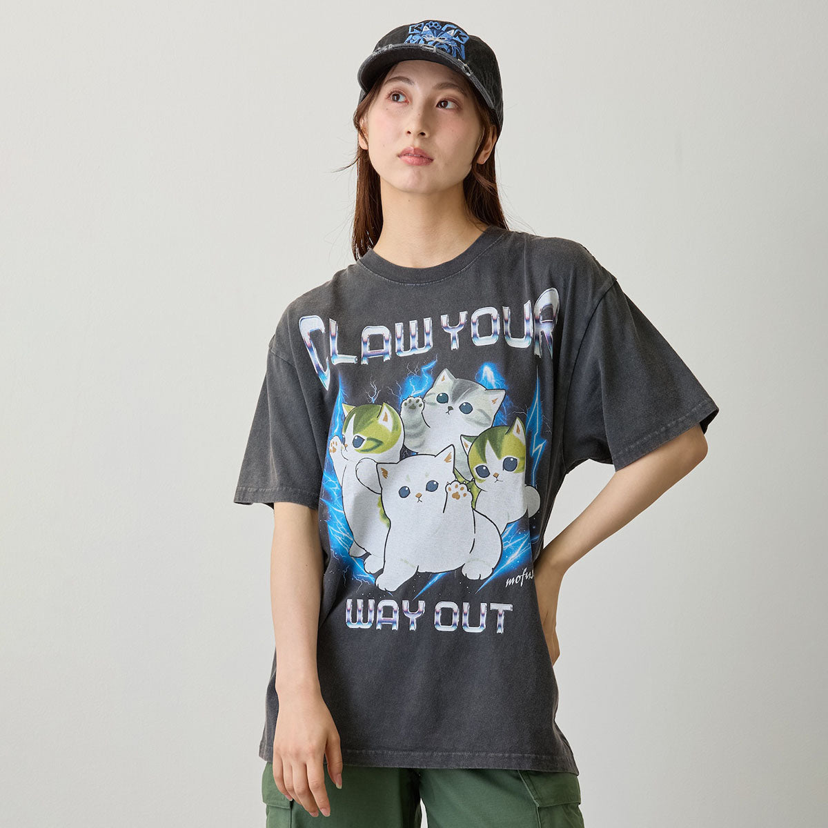 mofusand  Tシャツ  CLAW YOUR WAY OUT スミ