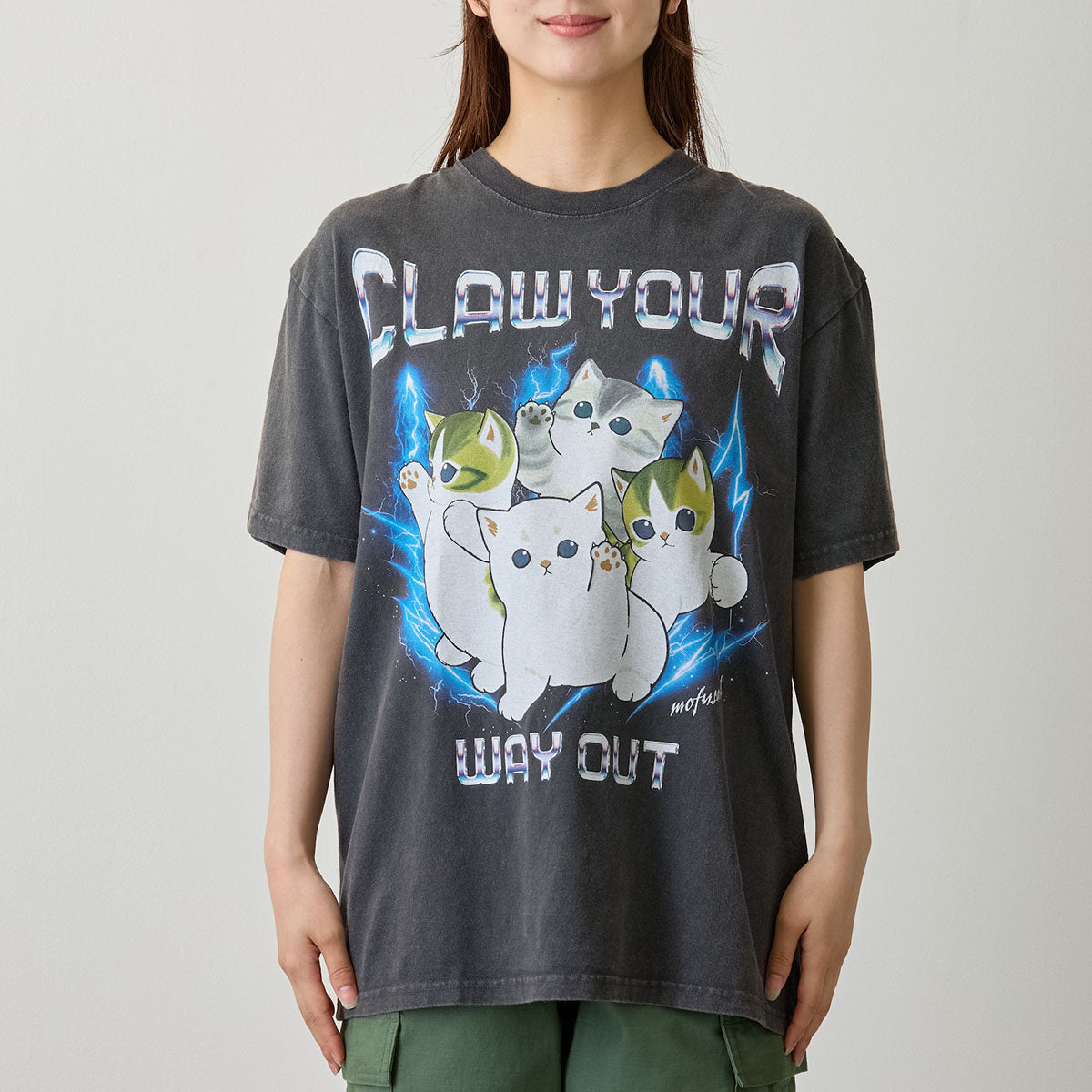 mofusand  Tシャツ  CLAW YOUR WAY OUT スミ