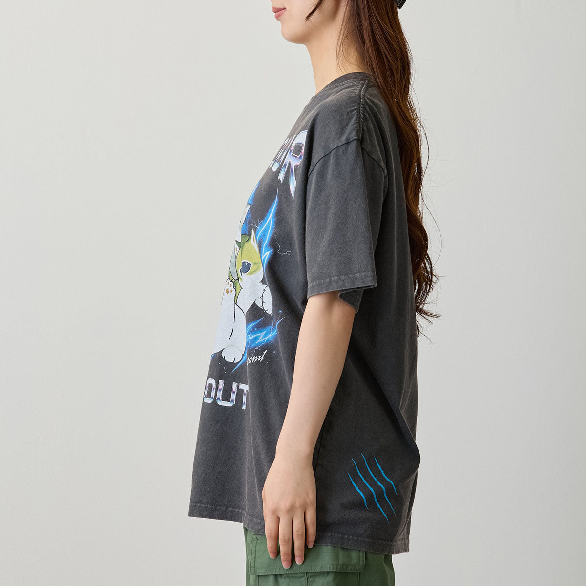 mofusand  Tシャツ  CLAW YOUR WAY OUT スミ