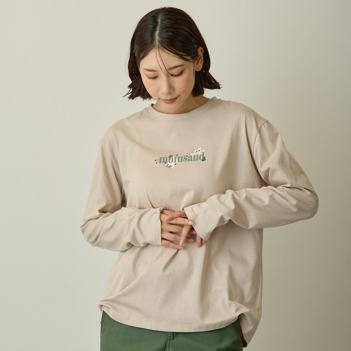 mofusand × 히비야 카단 긴팔 티셔츠 리프 패턴 베이지