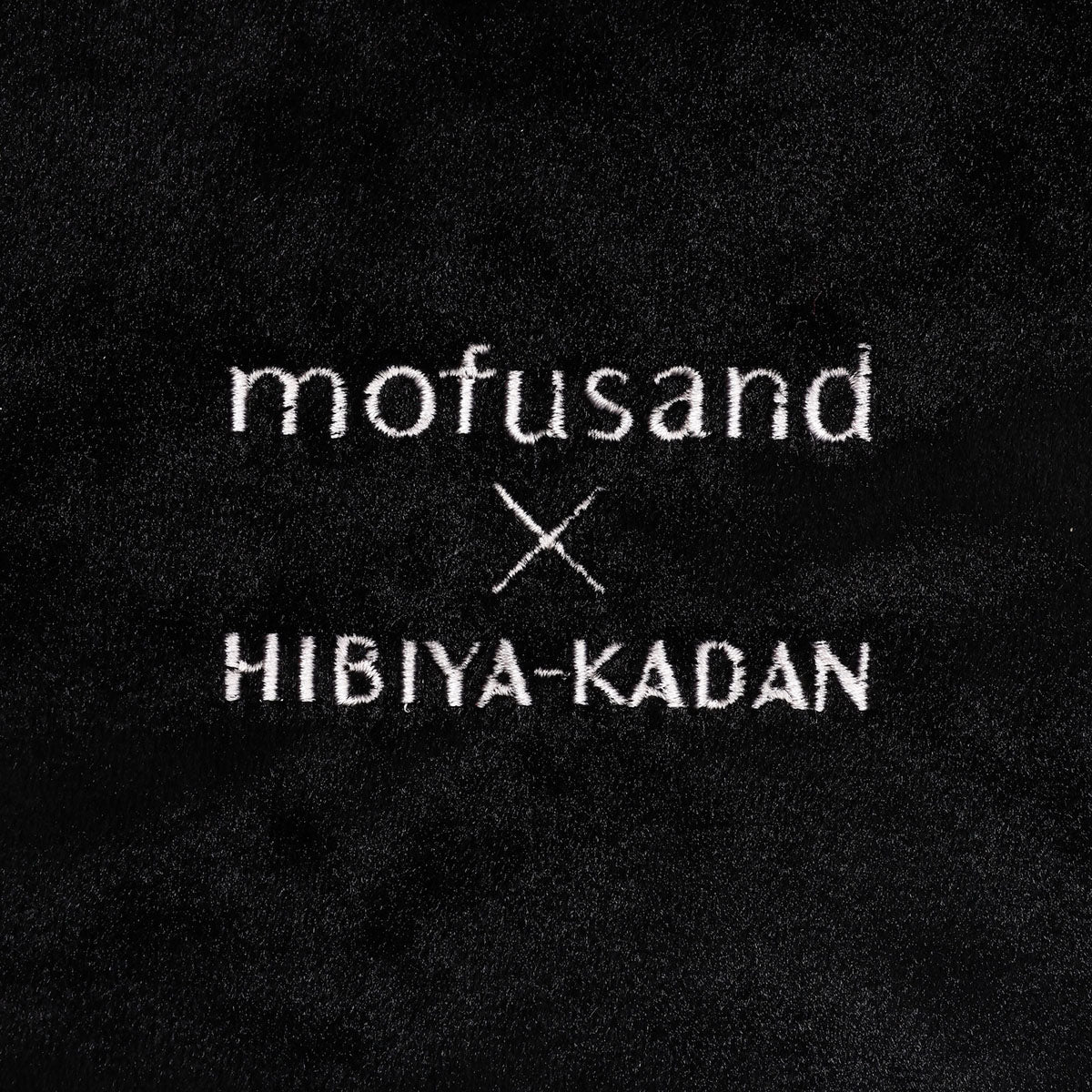 mofusand×日比谷花園 褶皺肩帶迷你包 玫瑰圖案 粉紅色