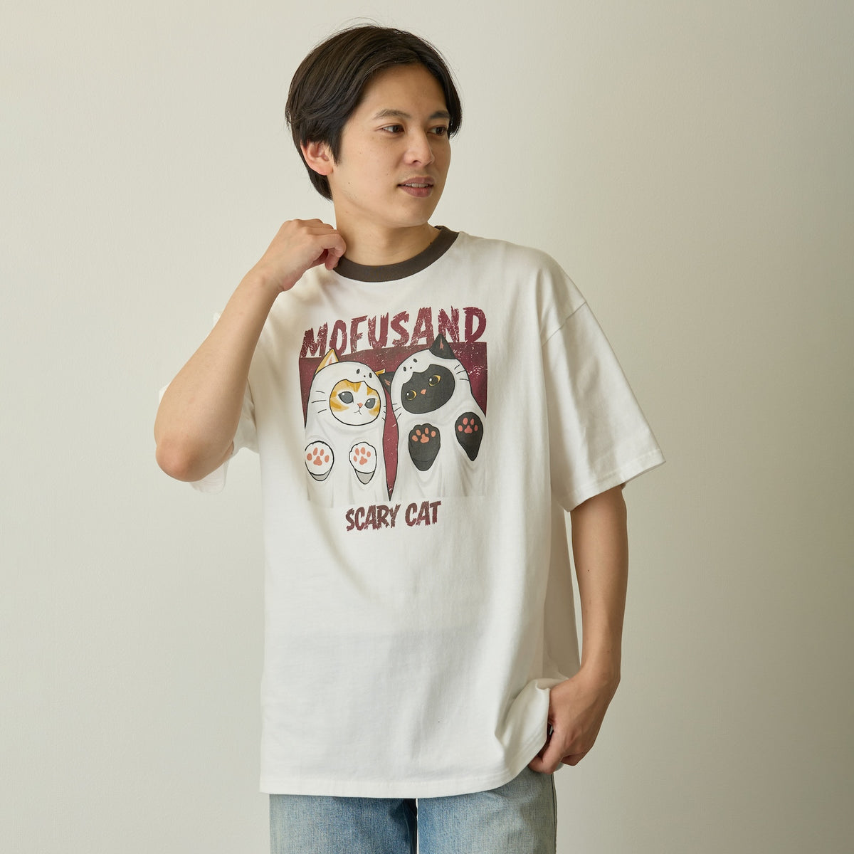 mofusand 티셔츠 SCARY CAT 화이트