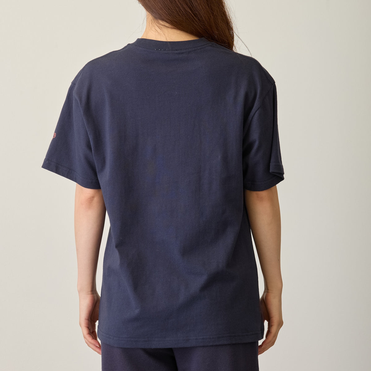 mofusand Tシャツ PAWSING THE GAME  ネイビー