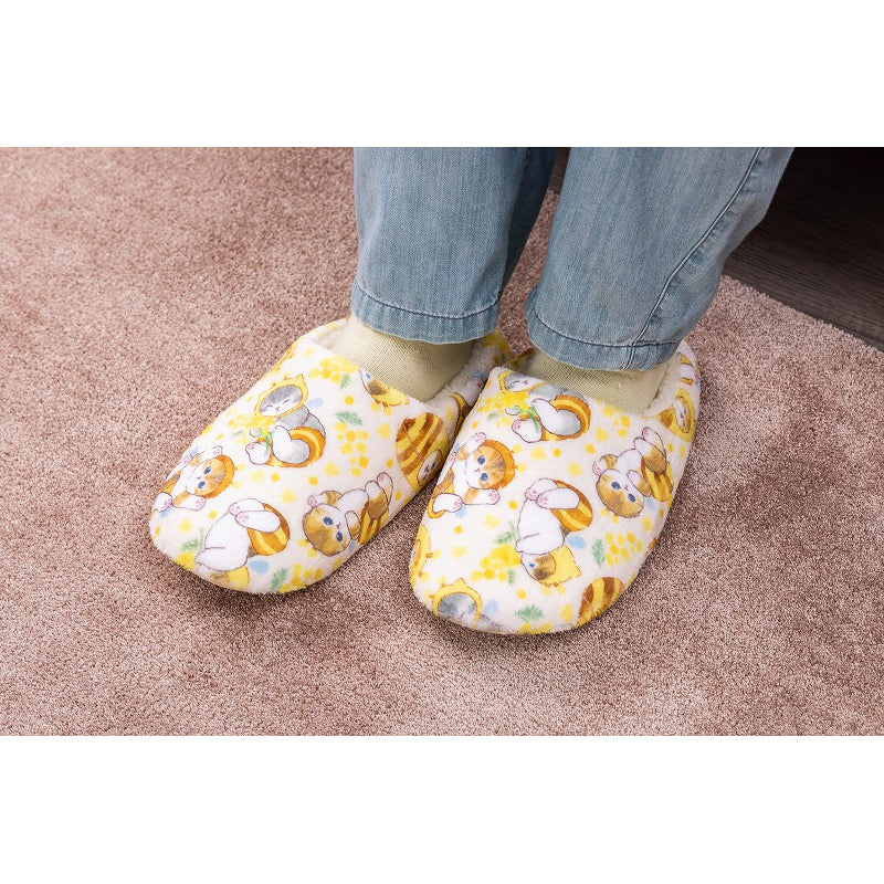 mofusand 有一双大型鞋子（含羞草）