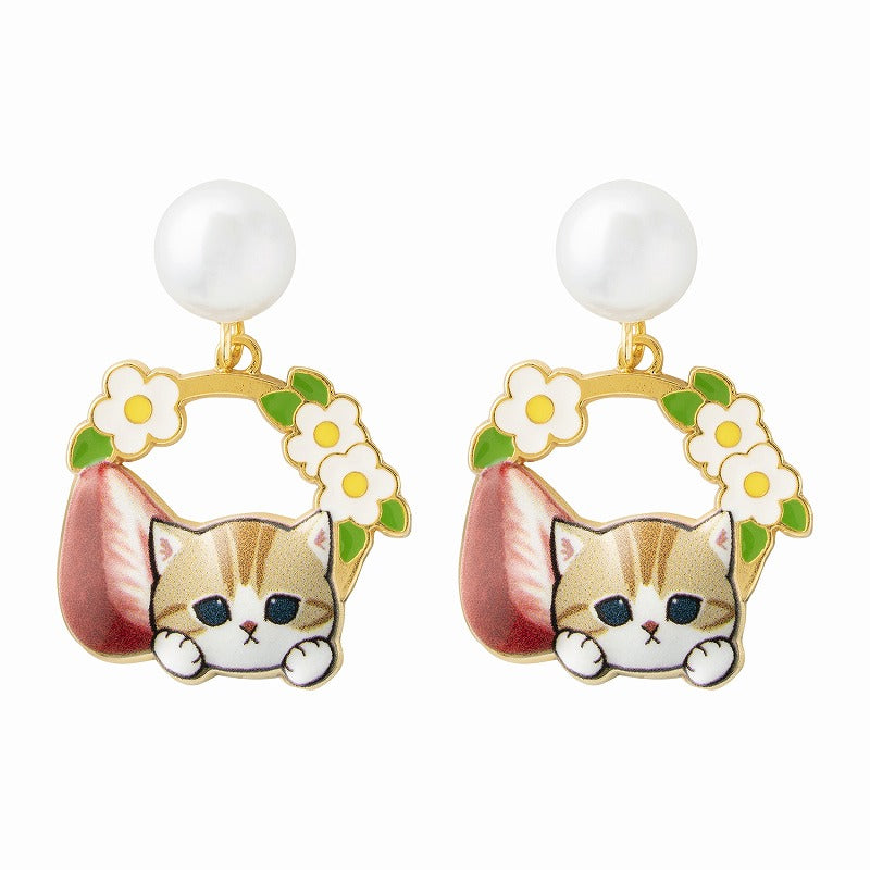 mofusand Yurayura earrings (pearl strawberry)