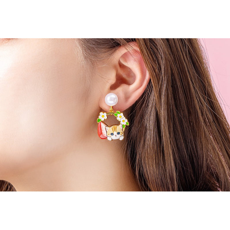 mofusand Yurayura Earring (Pearl Strawberry)