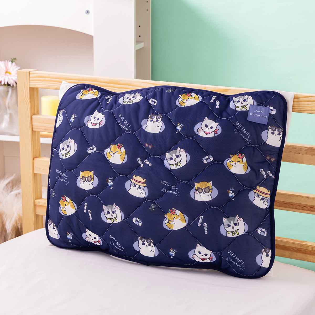 mofusand Cool Pillow Cover (Vacation)