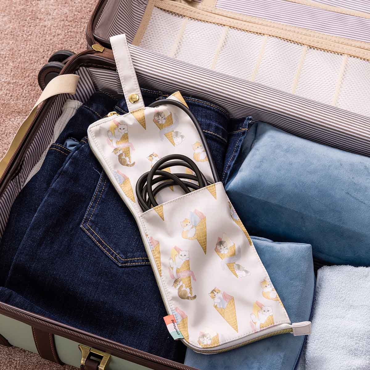 mofusand もふもふジャーニー ストラップ付きヘアアイロンポーチ