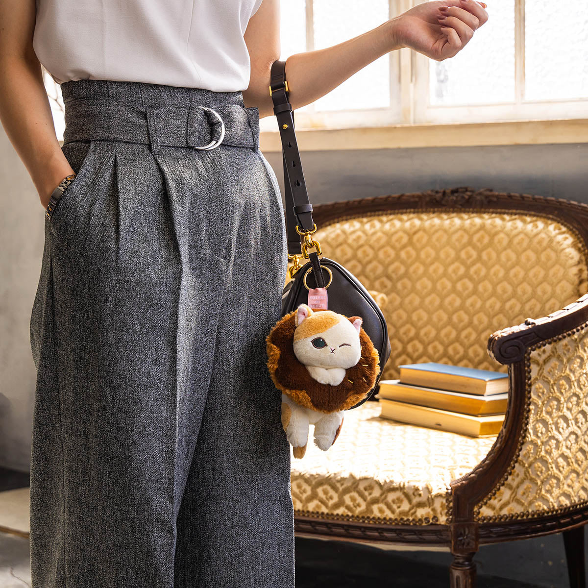 mofusand COFFEE AND DONUTS Mascot Keychain (Milk Chocolate)