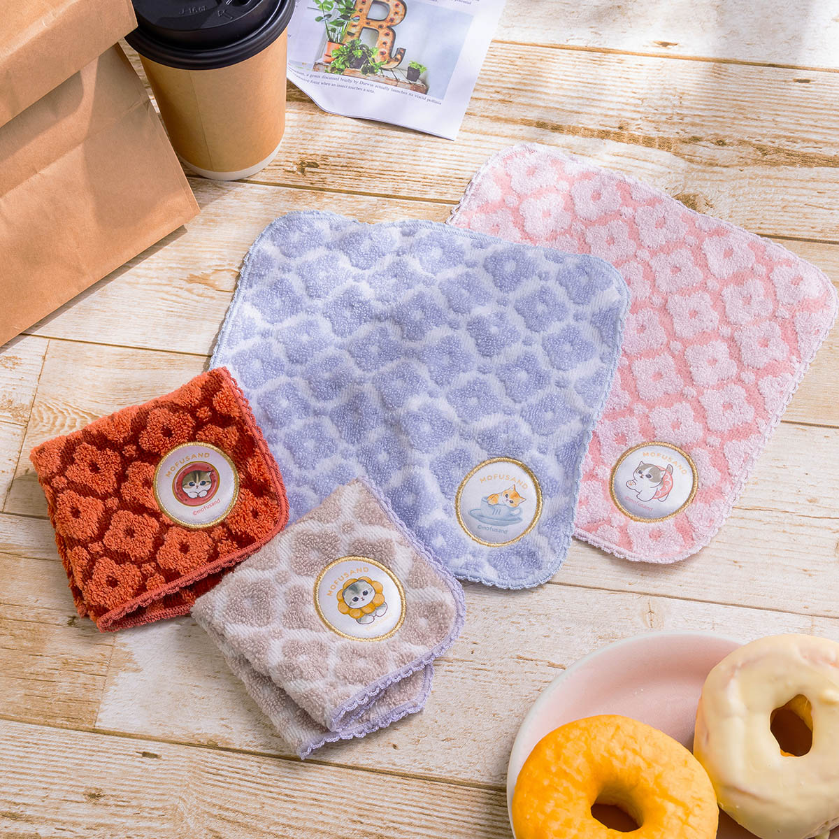 mofusand COFFEE AND DONUTS ジャガードハンドタオル(ピンク
