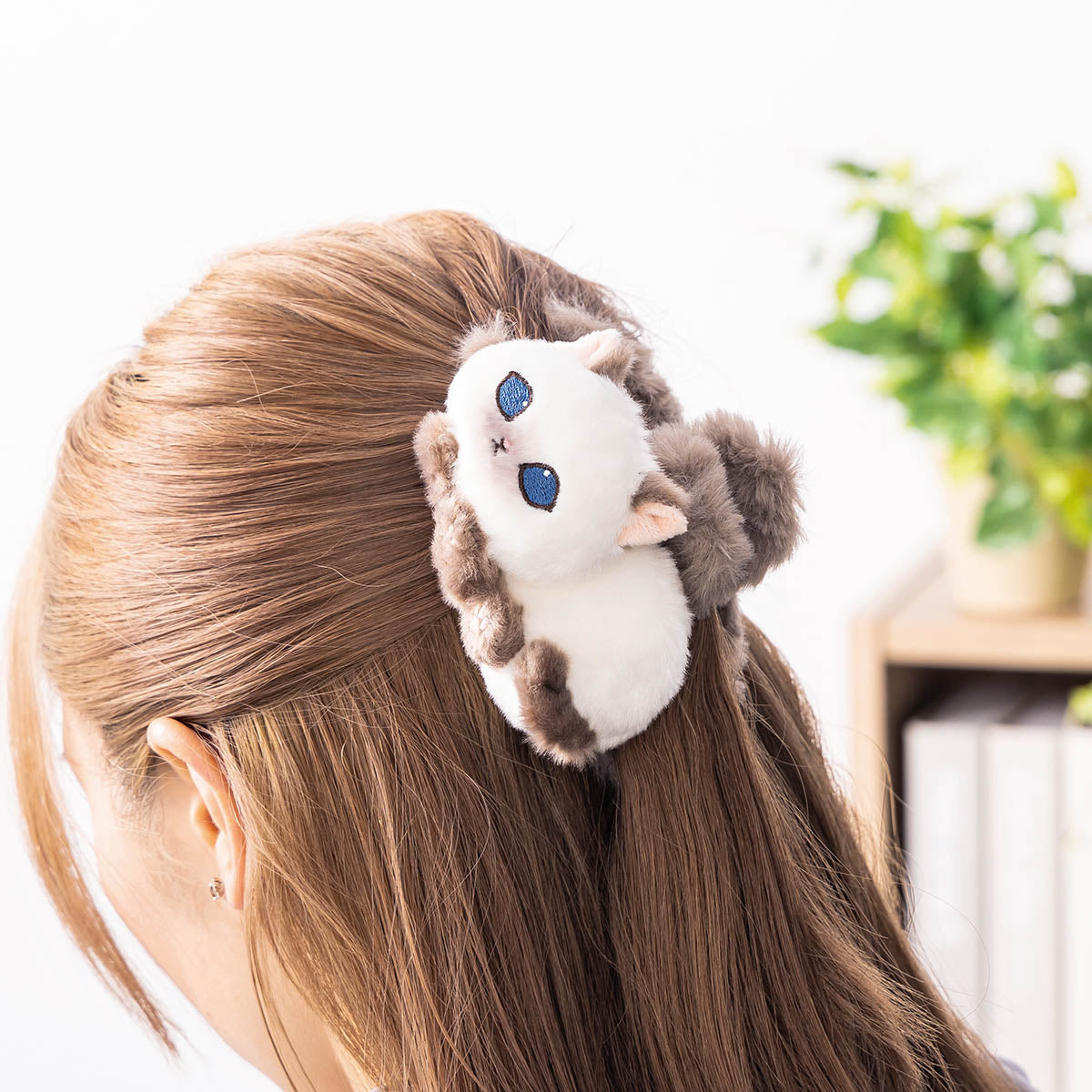 mofusand Plush Hair Clip (Brown & White) | mofusand mofumofuMarket