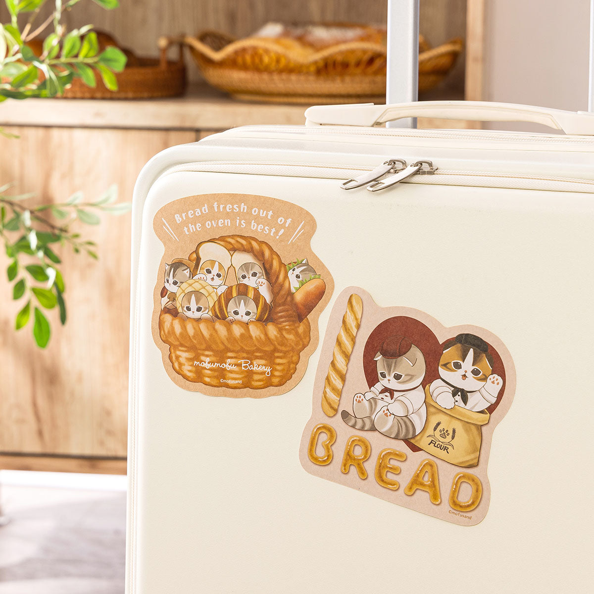 mofusand もふもふベーカリー キャリーケースにも貼れるサイズのBIG