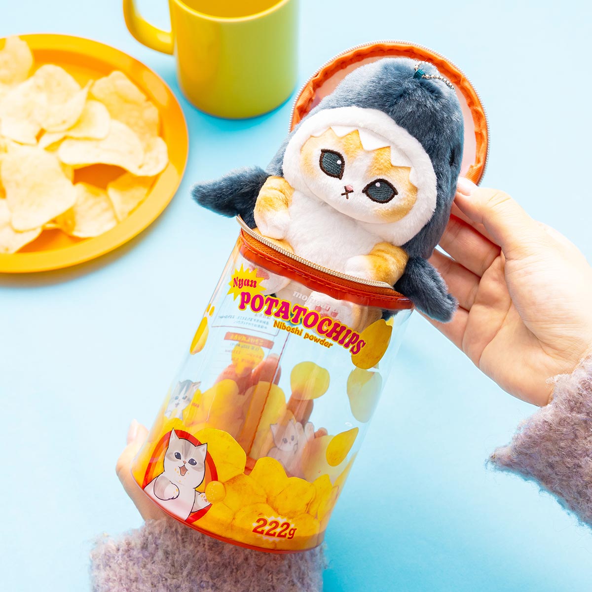 mofusand 自堕落にゃん ポテチまみれなマスコットポーチ