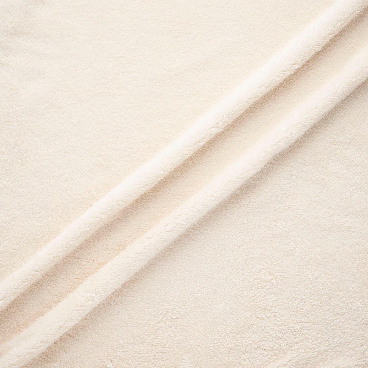 mofusand Warm 3-Way Blanket with Storage Pocket (Yarn Pattern)