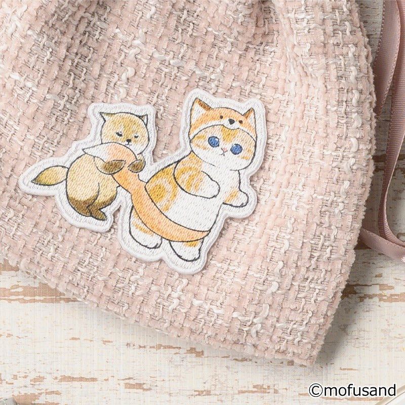 mofusand 刺繍ワッペンシール(キツネにゃん)