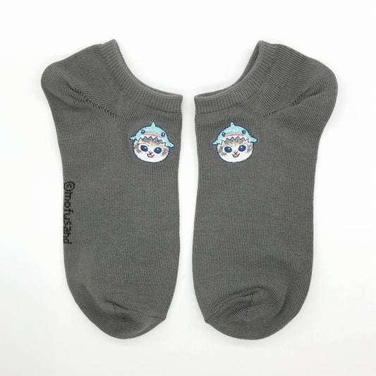 mofusand Socks (shark Nyan embroidery gray)