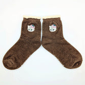 mofusand Velour Low Crew Socks (Strawberry Embroidery)