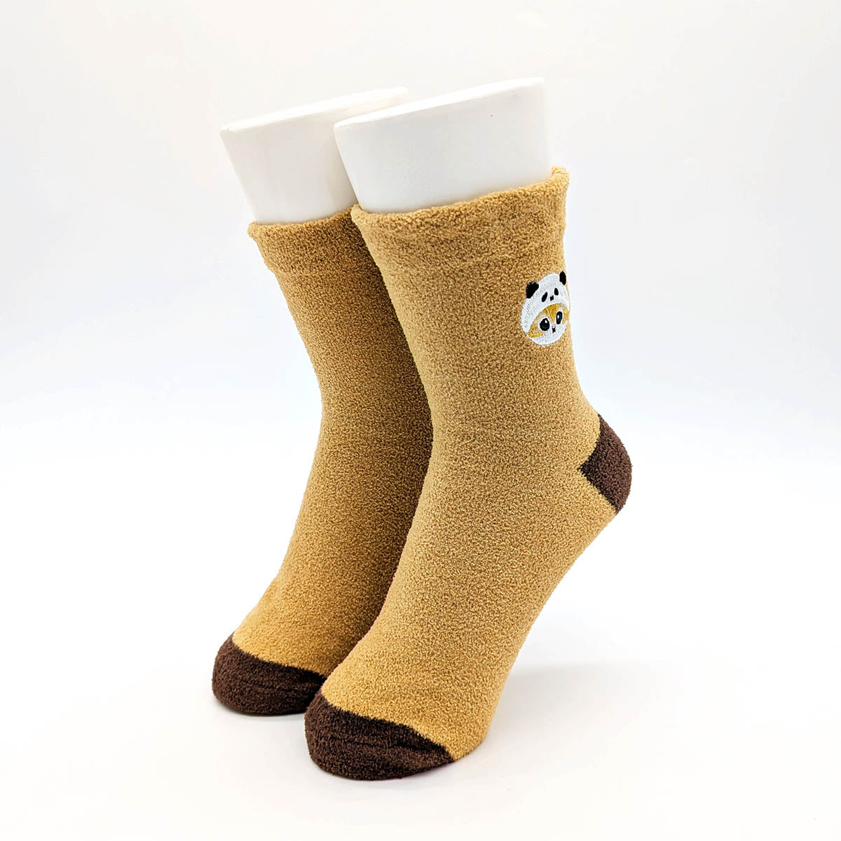 mofusand Velour Low Crew Socks (Panda Embroidery)