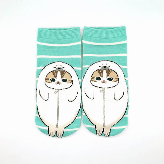 mofusand Patterned Yarn Marshmallow Front Socks (Seal)