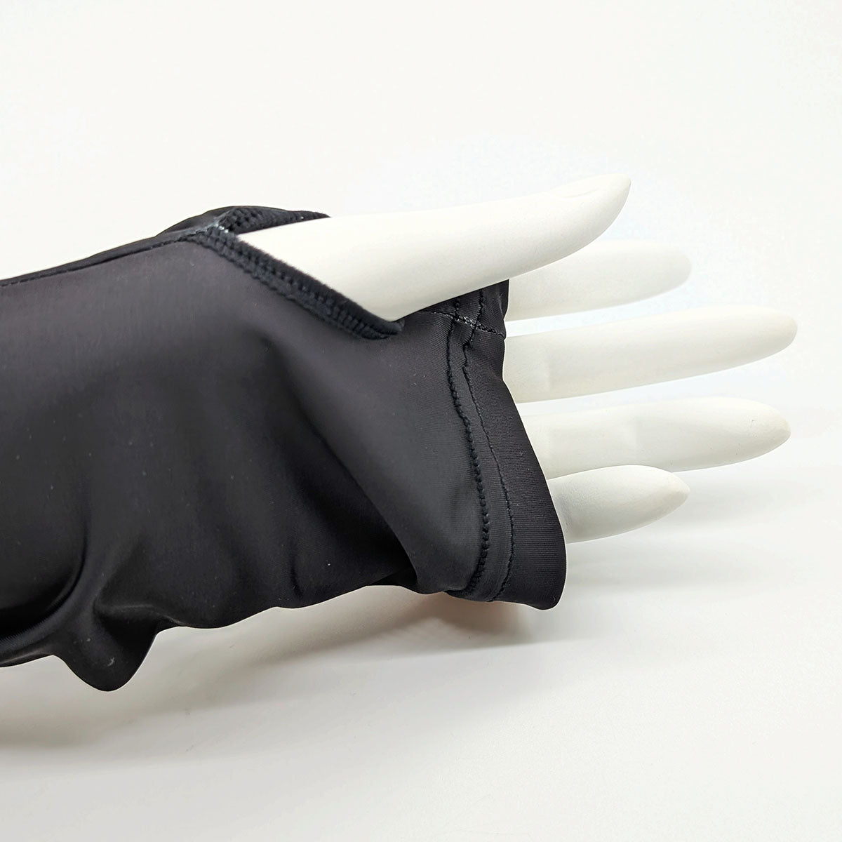 mofusand アームカバー(パフェにゃん1PT柄)