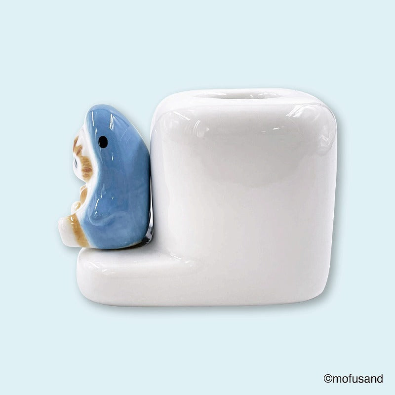 mofusand Toothbrush stand with figure (shark Nyan)