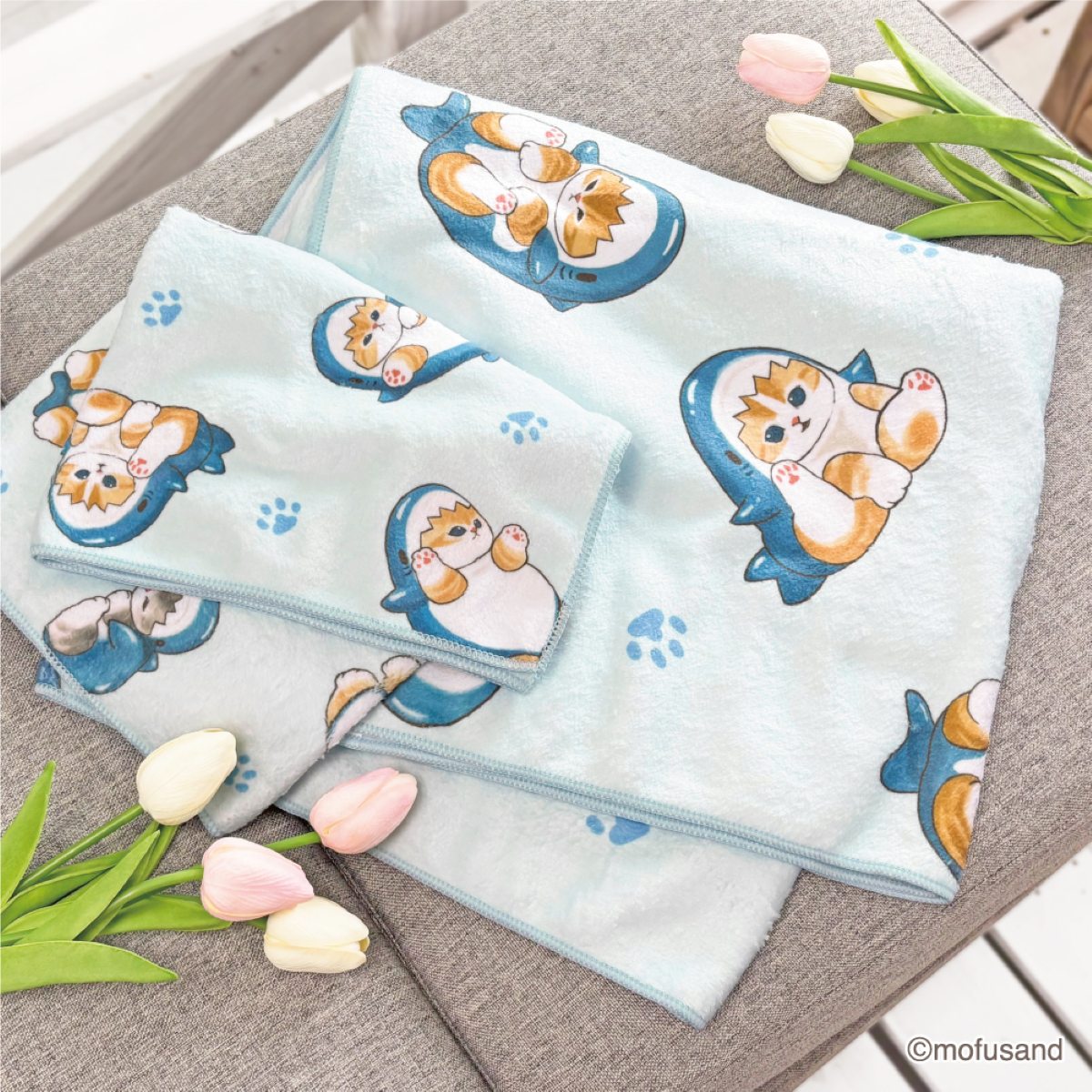 mofusand Quick-Dry Face Towel (Shark Meow)