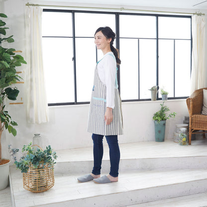 mofusand Print H type apron (shark Nyan)